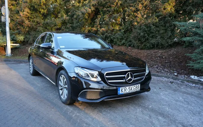 mercedes benz klasa e Mercedes-Benz Klasa E cena 99999 przebieg: 177967, rok produkcji 2018 z Kraków